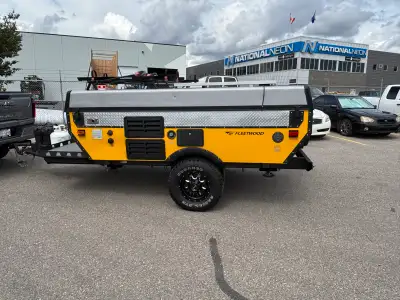 I am selling a used 2005 Fleetwood Evolution trailer, perfect for outdoor adventures with its rugged...