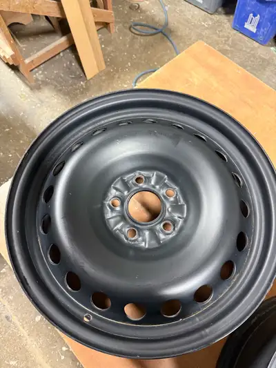 Steel rims used for 1 season on my 2011 gmc terrain slt. In great shape. Will include tire sensors i...