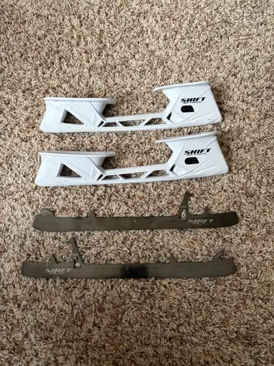 True holders and blades, View more