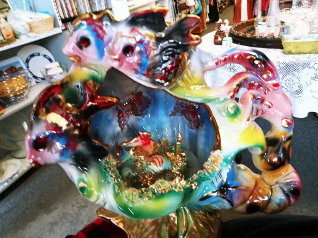 CAPODIMONTE MADE  IN  ITALY  PORCELAIN in Arts & Collectibles in Sarnia - Image 2