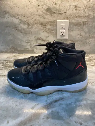 Jordan 11 Retro 72-10 (sz11) *Worn once, View more