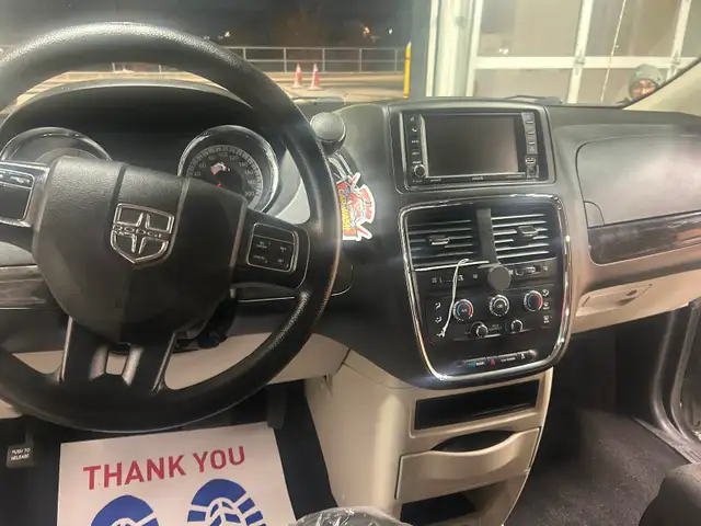 Minivan for Sale497679136479006726