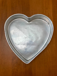 Wilton heart-shaped cake pan