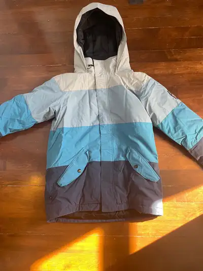 Burton youth XL snowboard jacket. Great condition, lightly used for 2 seasons. No ripe or stains. Sm...