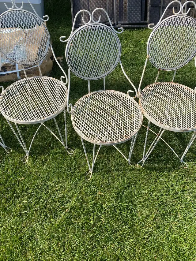 antique garden chairs in Patio & Garden Furniture in Barrie - Image 2
