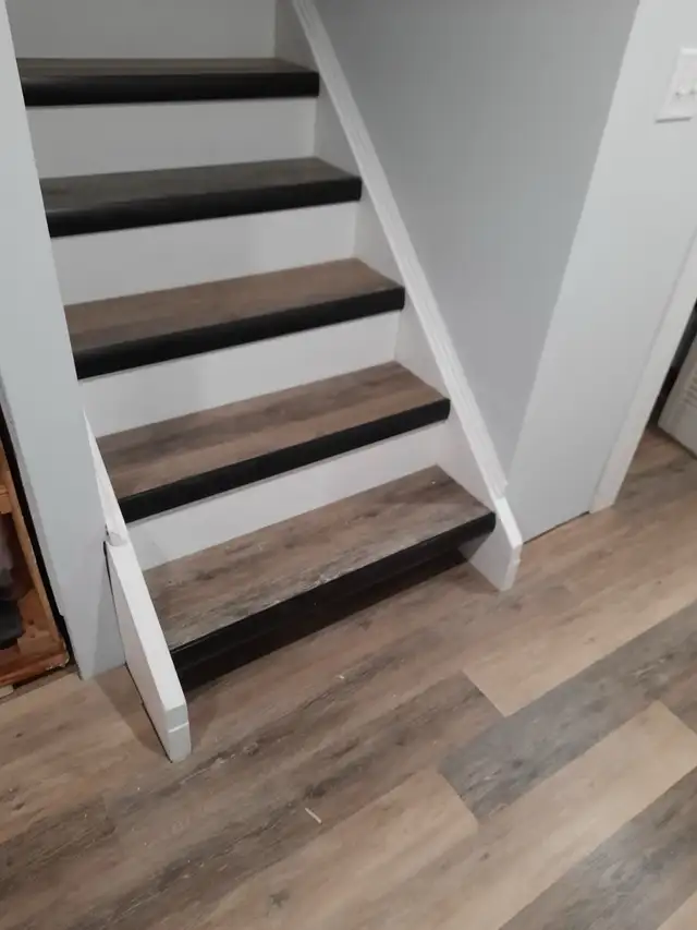 Flooring installer535724091266181121