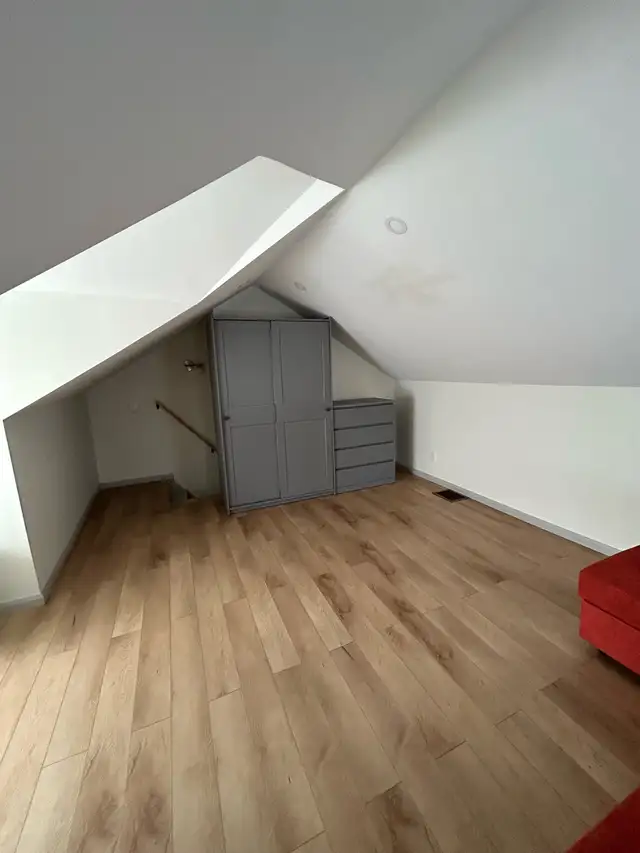 $1,300 Sunny loft with windows facing south and east | Room Rentals ...