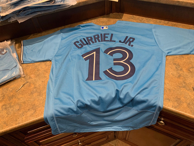 Toronto Blue Jays GURRIEL JR mens XL  in Arts & Collectibles in St. Catharines - Image 2