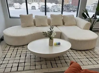First come first served Pm for more information Plz feel free to make any appointments for view We h...