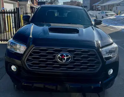 The truck is in the good condition. I want to sale the vehicle because I need a parking space. Pleas...