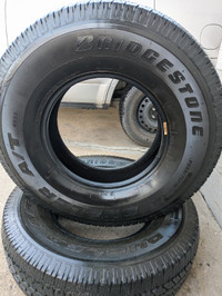 2x Bridgestone Tires P265/75TR16