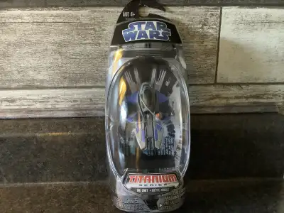 RARE STAR WARS TITANIUM SERIES AAYLA SECURAS JEDI STARFIGHTER, View more