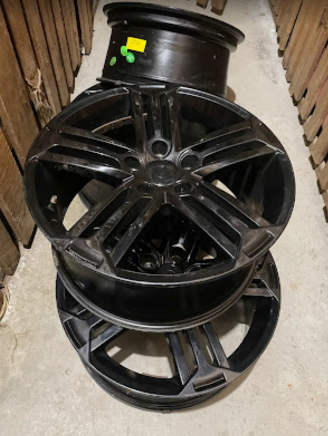 17" Aftermarket Alloy Rims – 5×112 Bolt Pattern, ET45, 17×7.5J in Tires & Rims in Ottawa - Image 3