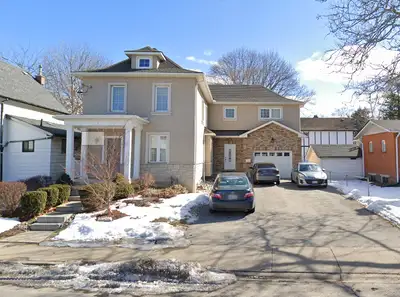 Full 4-Bedroom Home Steps from McMaster Available for Rent