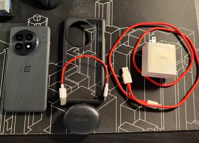 Oneplus 13 with OnePlus Nord Buds 3 Pro, View more