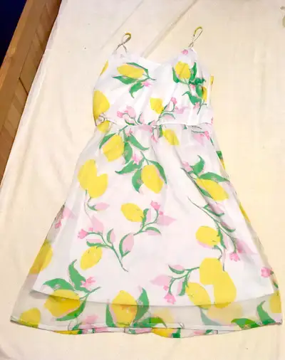 Brand new “Vero Moda” lemon  Sundress. Size small, View more
