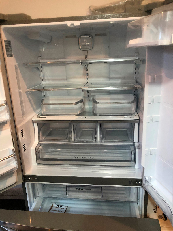 Stainless steel refrigerator 36 inches, cold water dispenser,ice in Refrigerators in Sault Ste. Marie - Image 2