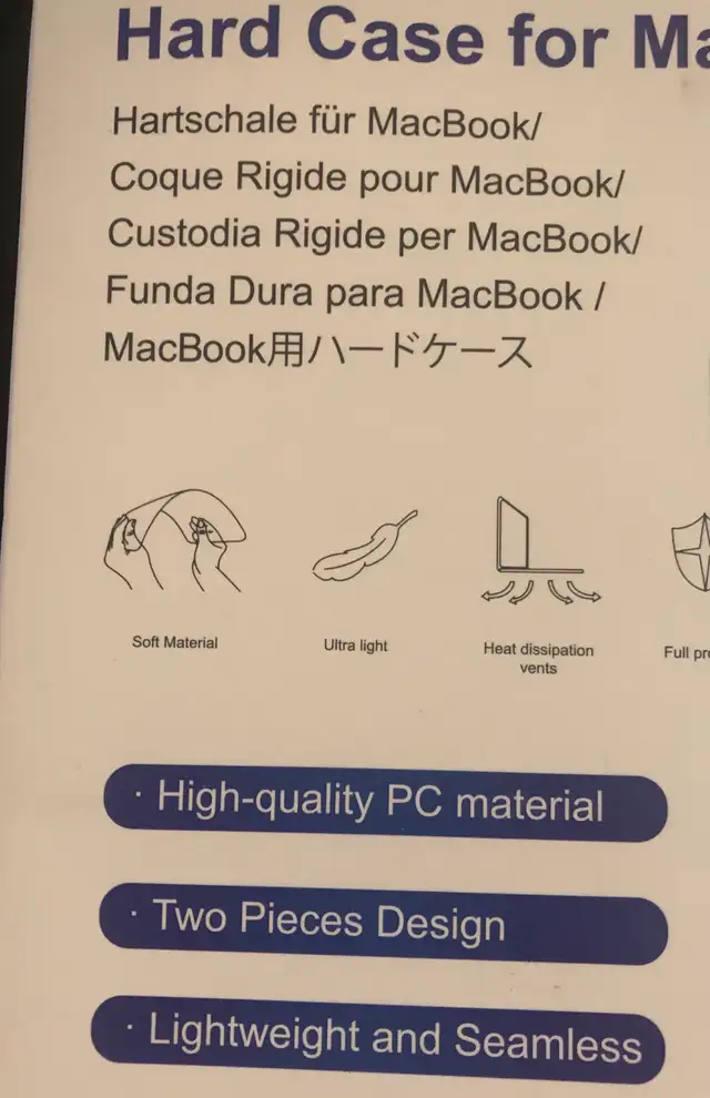 New Case for MacBook 13,6” in Laptop Accessories in City of Toronto - Image 5