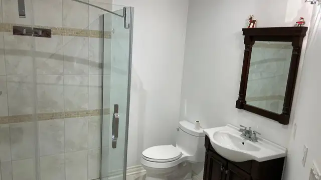 Bright & Spacious 2-Bedroom Walkout Basement – Markham $2,100 in Long Term Rentals in Markham / York Region - Image 7