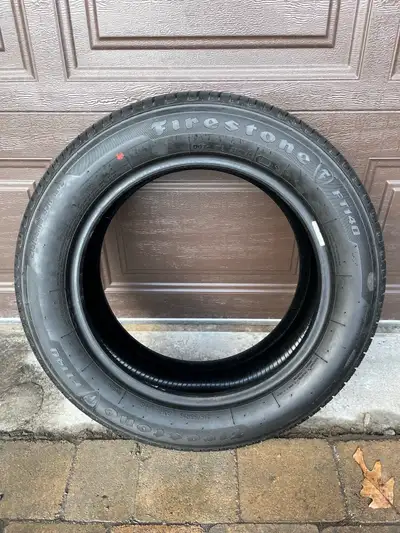 215/55R16 93H M+S. Étaient sur Honda Civic 2026 à son achat et ont été changés en sortant du concess...