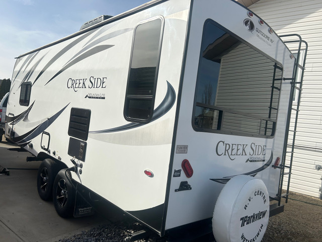 2017 Creekside 20FQ. in Travel Trailers & Campers in Grande Prairie - Image 4