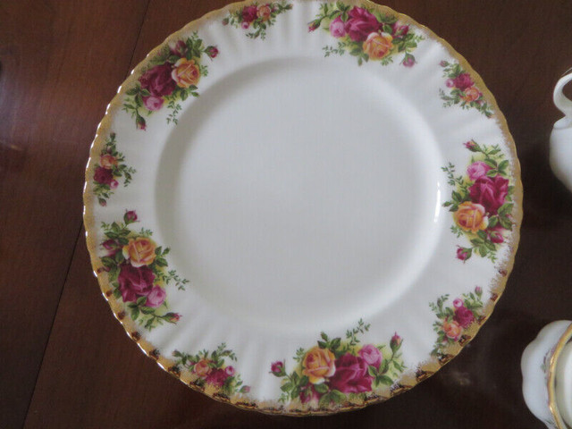 Old country Roses chinaware. in Kitchen & Dining Wares in Parksville / Qualicum Beach - Image 2