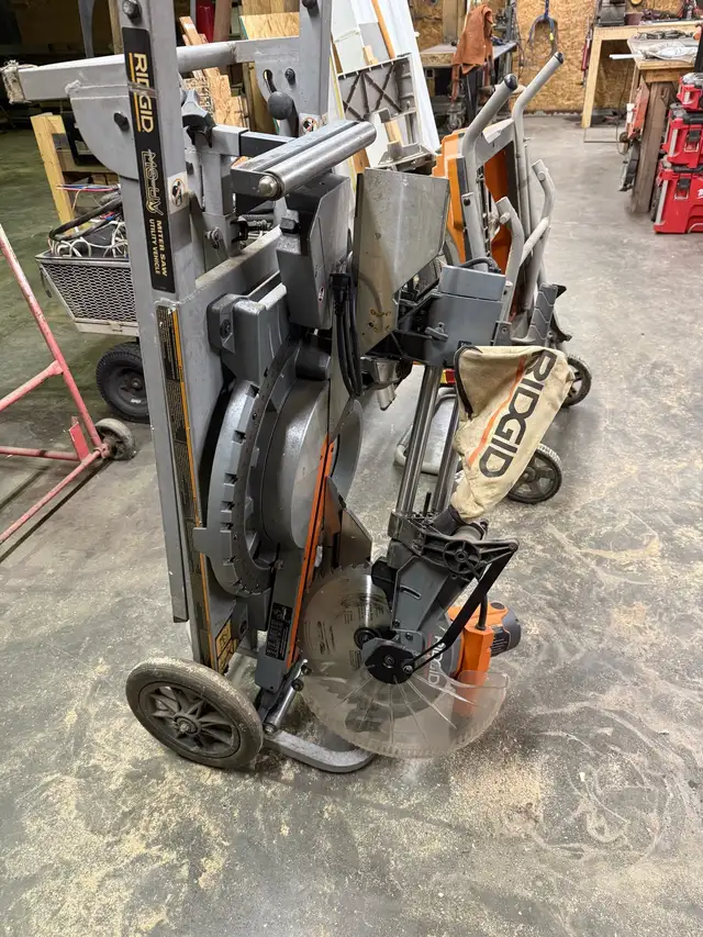 Rigid 12” Sliding Dual Bevel Compound Mitre Saw with Heavy Duty in Power Tools in North Bay - Image 5