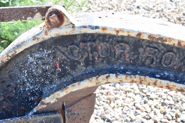 antique ROAD BUILDING TRACTOR PLOW  walking in Arts & Collectibles in Saskatoon - Image 3