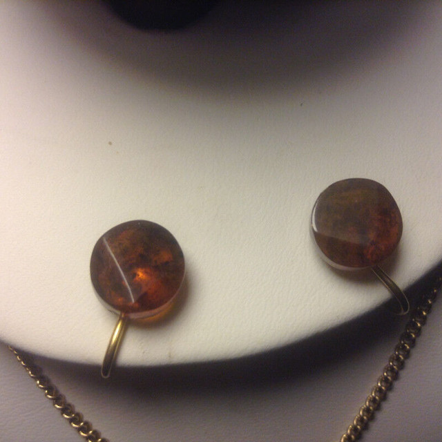 Genuine Raw Baltic Cognac Amber Stone Pendant  and Earrings in Jewellery & Watches in Vancouver - Image 3