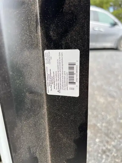 This is a used 6’ drip edge. It's designed to protect the edges of your roof and prevent water damag...