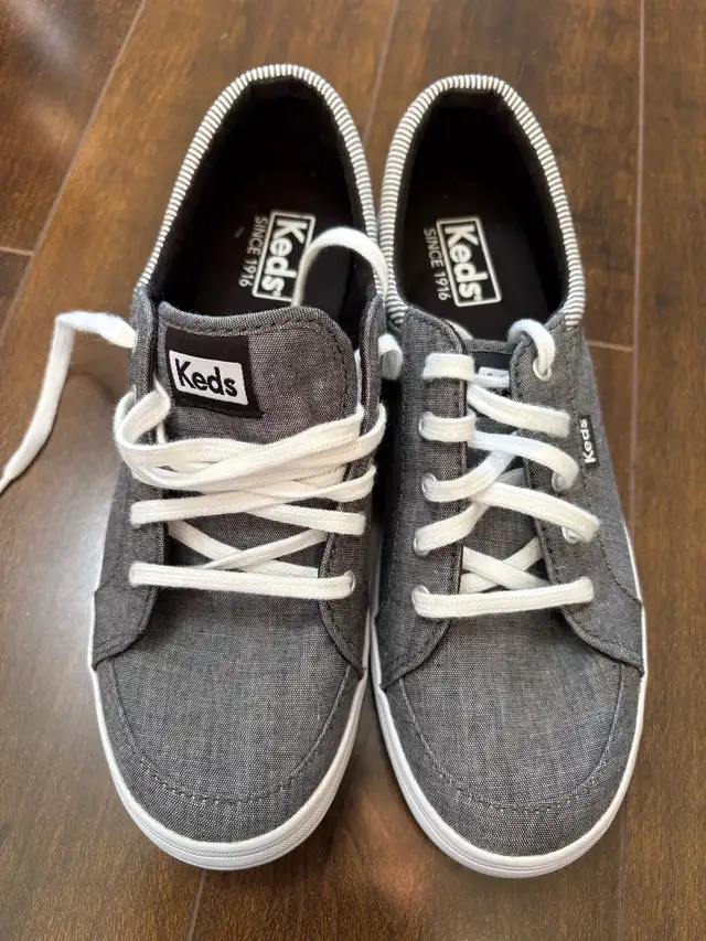 women shoes size 7 in Women's - Shoes in Kitchener / Waterloo - Image 2
