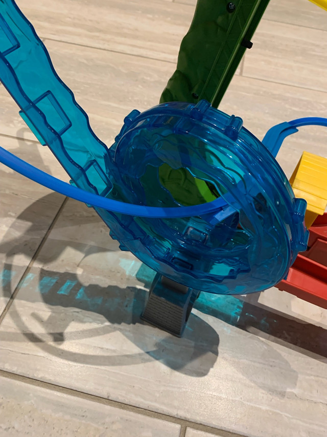 Thomas motorized mini playset  in Toys & Games in London - Image 2