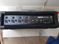 Yorkville MM4 mixer/amp