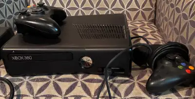 XBOX360 et 9 jeux , View more