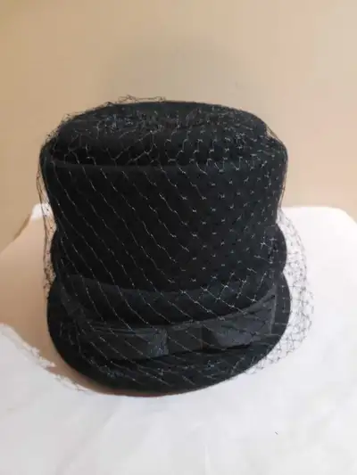 Black vintage hat, View more