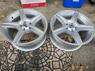 If the ad is up, it's still available. Selling two rims 18 inch, 5x112mm. Perfect condition, no curb...