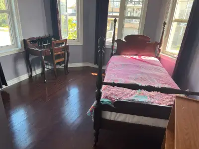 Sunny Room Near Algonquin Barrhaven Amazon Incl