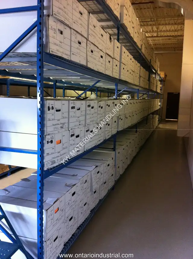 FILE STORAGE SHELVING, ARCHIVE RECORDS SHELVING, BANKERS BOXES. in Storage & Organization in Kitchener / Waterloo - Image 8