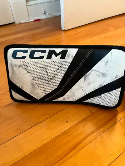 CCM Youth Blocker and Trapper set, View more