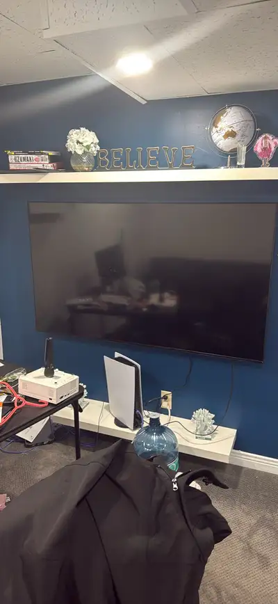 OLED Samsung TV 50 inch, View more