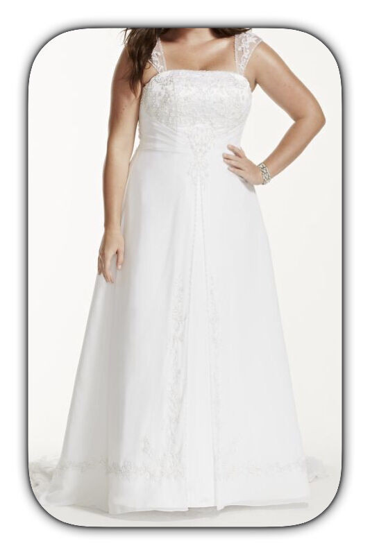 Size 22 White Wedding dress plus size in Wedding in Winnipeg - Image 3