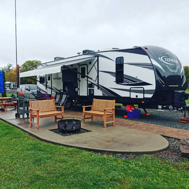 2020 Heartland Torque T322 toyhauler in Travel Trailers & Campers in Oshawa / Durham Region - Image 2
