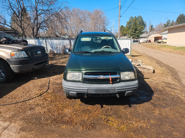 2001 chevy tracker $ 2700 in Cars & Trucks in Strathcona County - Image 4