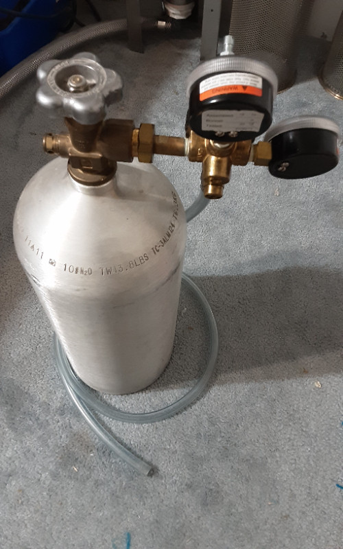 10lb nitrous oxide bottle and regulator in Other in Vernon - Image 4