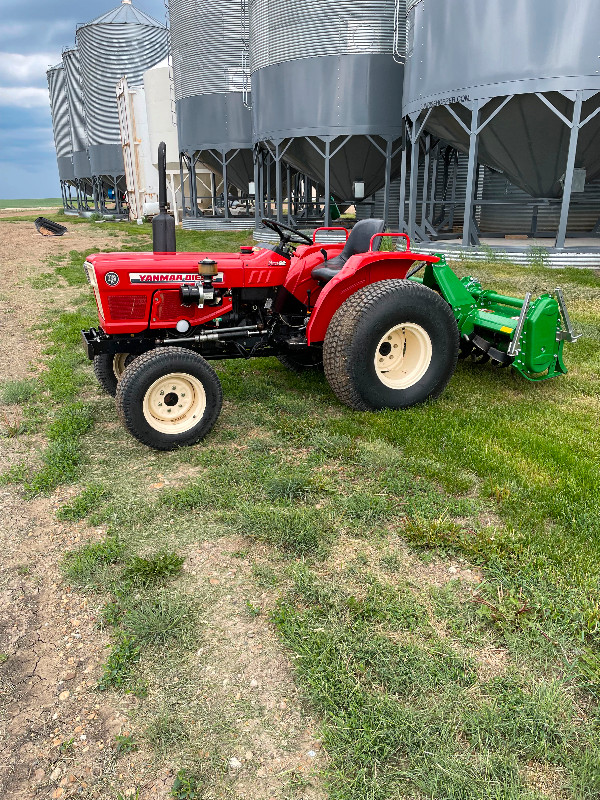 Yanmar 226d garden/yard tractor in Farming Equipment in Calgary - Image 3