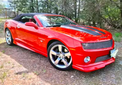 2011 chev camero 2 ss v8 convertible Fully loaded garage kept only summer driven 6 speed manual hurs...
