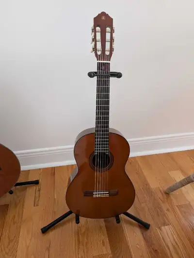 Guitare classique 1/2 Yamaha, View more