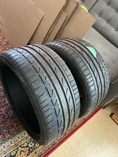 Pair. 10/32. Very much like new.