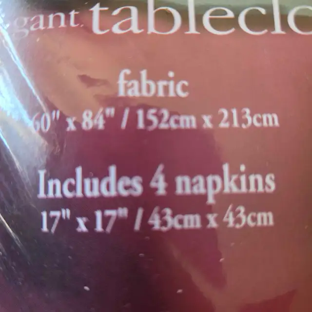 Tablecloth601857875678351362