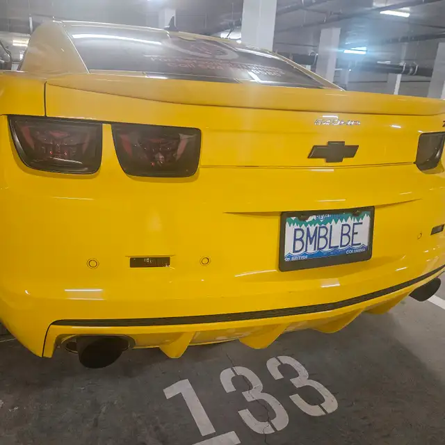 2010 Camaro SS transformers edition "Bumble Bee"63006661984131124